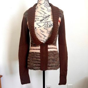 Buckle, long sleeve, cozy top! BKE